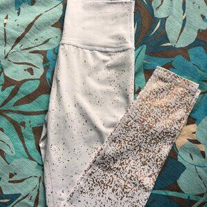 Buffbunny Rosé Legging in Rose Gold size Medium